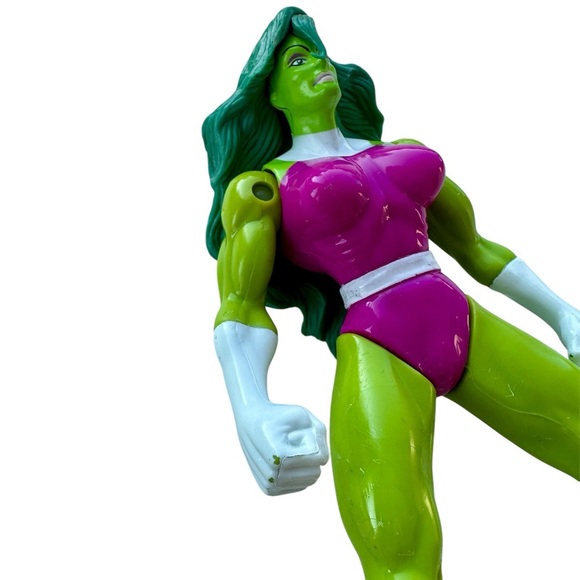VTG 1996 Toybiz The Incredible She-Hulk Action Figure 7” - Picture 4 of 7